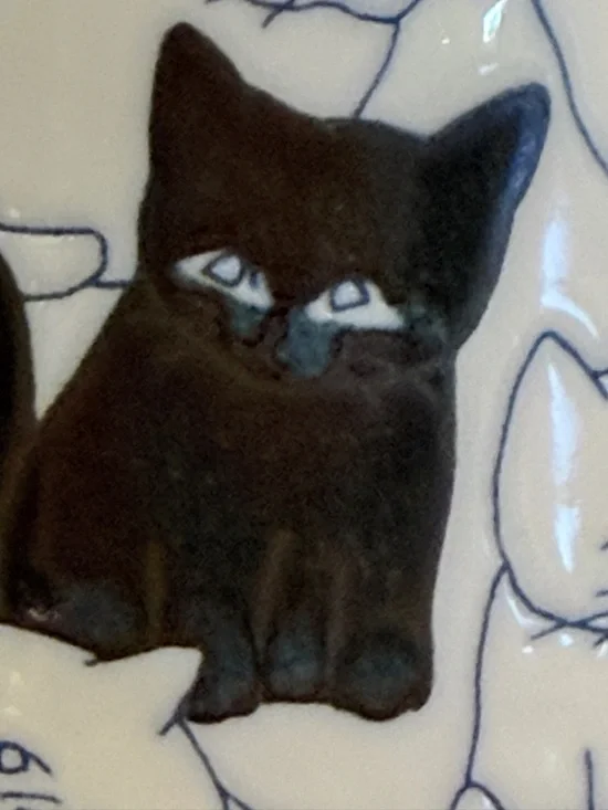 Vintage OTAGIRI Blue and White Stoneware Cat Pattern Mug - Picture 11 of 16